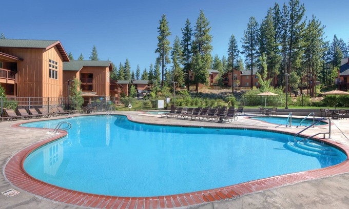 Round Hill Village Condo | Wyndham South Shore | Two 1BR/1BA Suites