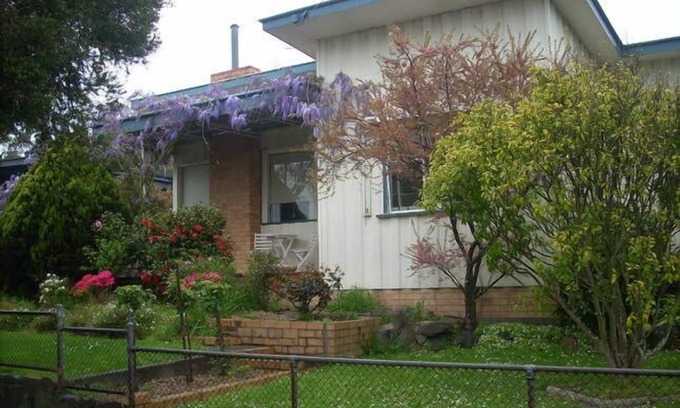 Meeniyan House | WYSIWYG Meeniyan Gippsland From $170 per night.