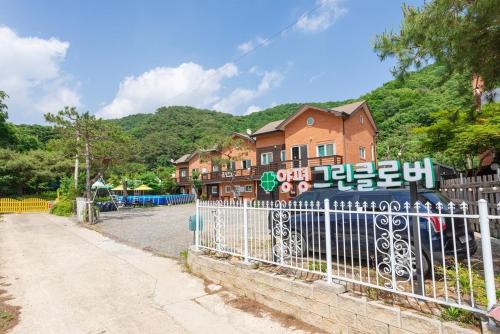Yongmun House | Yangpyeong Green Clover