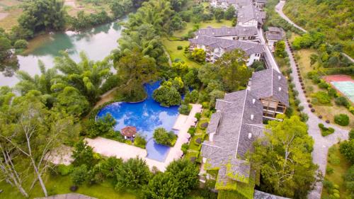 Ten Mile Gallery Hotel | Yangshuo Riverside Resort Hotel