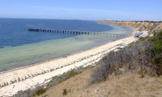 Dalrymple House | Yaringa - Close to beach, Off Peak Special!