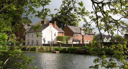 Welsh Frankton Bed & Breakfast | Ye Old Boote Inn