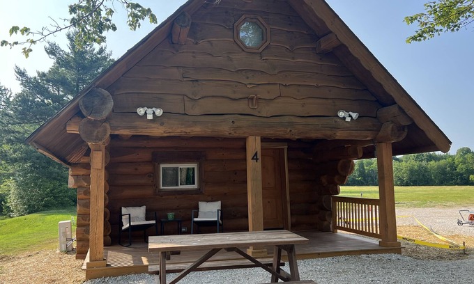 Stendal Cabin | Yellow Banks Log Cabin With Waterfront Views