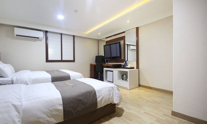 Hak-dong Hotel | Yeosu One Self Check-in Motel