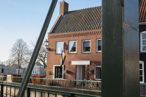 Blokzijl Bed & Breakfast | Yep! Slapen bij de Sluis