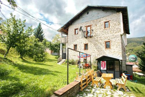 North Macedonia Apartment | Yeti (snowman) Guest House