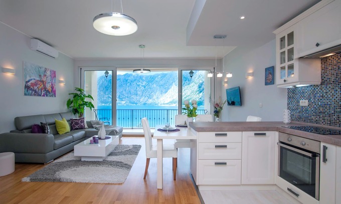 Prcanj Apartment | You Can't Beat This Spectacular View And Space