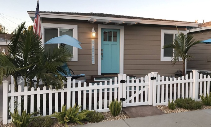 Beach Barber Tract Cottage | You Can Walk To The Beach!