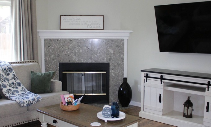 New Port Richey East House | Your home away from home/The perfect place to unwind with family & Friends
