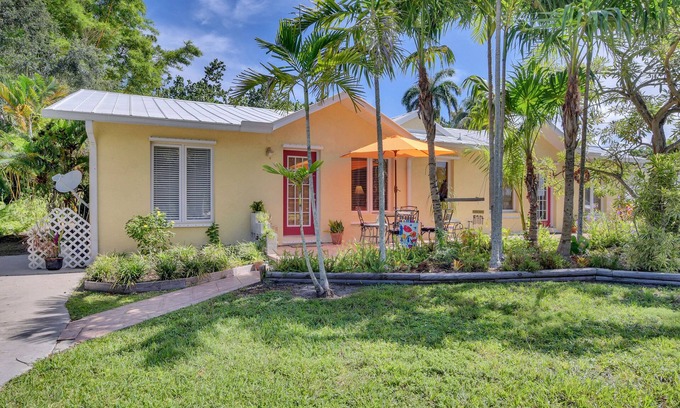 East Naples House | Your Naples Garden Guest House