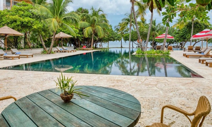 Plantation House | Your Relaxing Getaway Awaits! 2 Spacious Units, Free Airport Shuttle, Pool