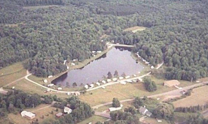 Endicott House | Your Relaxing Getaway Awaits! Free Parking, Water Sports Activities!