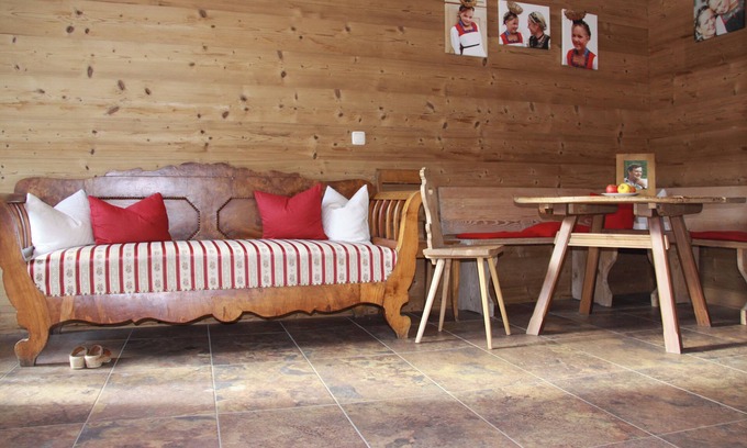 Grossdorf Apartment | Your temporary home for 1-14 people - great covered terraces
