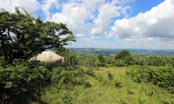 Callington Cabin | Yurt [sleeps up to 6] & Bathhouse in E Cornwall UK - 5* Off-Grid