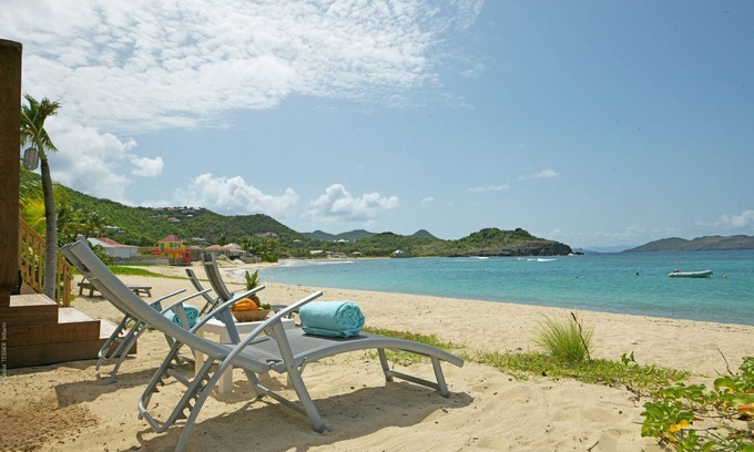 Anse de Lorient Villa | YVANTINO (6 BEDROOMS) BEACHFRONT & OCEAN