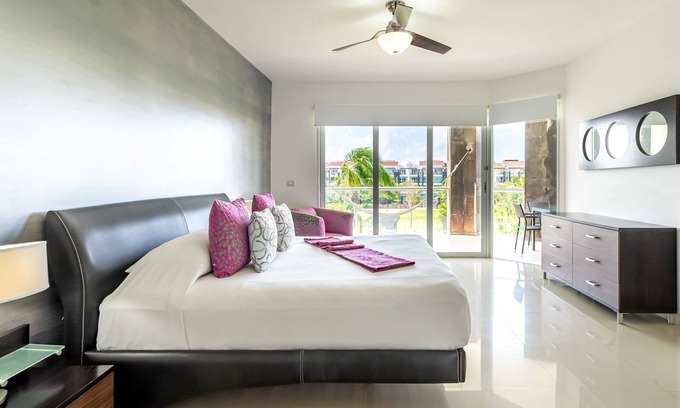 Puerto Juarez Condo | Z Casa Limon ( Norte) by RedAwning