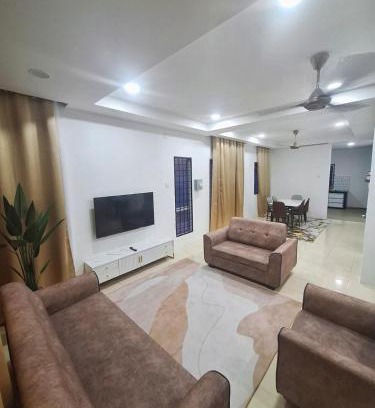 Bota Villa | Zehra Villa Seri Iskandar with Private Pool