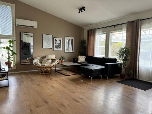 Kempele Apartment | ZemppiStay - Omakotitalo palveluiden äärellä