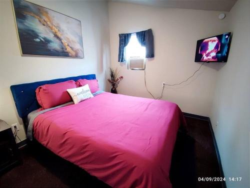 Near Eastside Apartment | Zen Haven 5- Close to Downtown Indy- Queen Bed