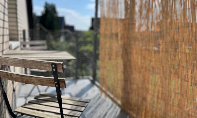 Wolfsburg Apartment | Zentral und Ruhig Gelegen mit Einbauküche & Balkon