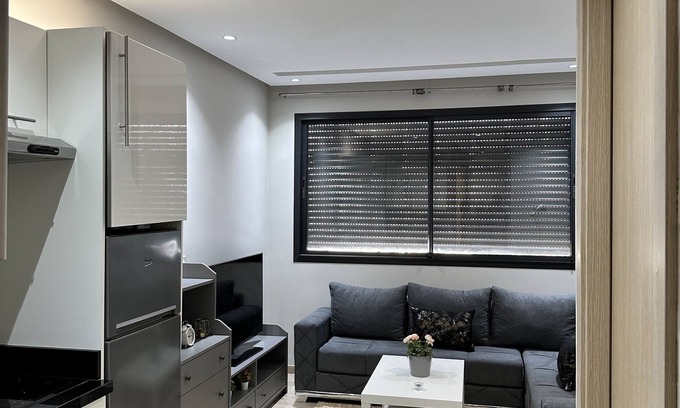 Gauthier Apartment | Ziad Studio ANFA Moderne