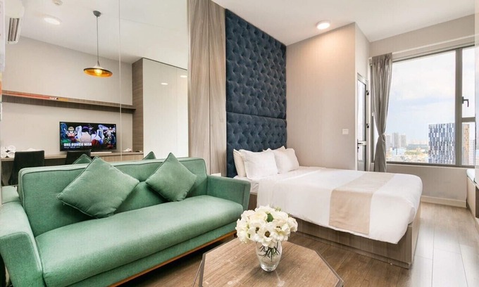 Bach Dang Riverside Apartment | Zohomestay - Mordern style apartment with free swimming pool