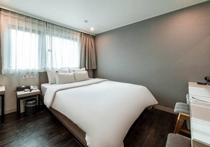 Anyang Illowa Hotel