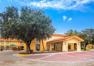La Quinta Inn by Wyndham Eagle Pass