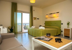 4 Spa Resort Hotel