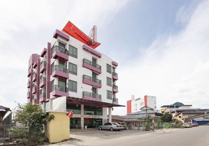 OYO 90337 Sungai Rengit City Resort 3