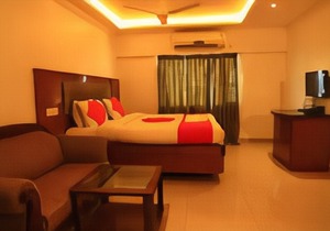 Hotel Velan International