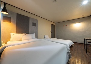 Anyang Donkey Hotel