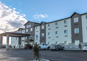 Best Western Plus Moosomin Hotel