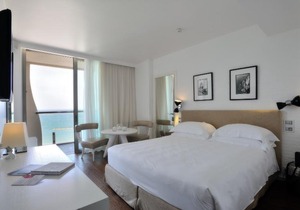 Hotel Excelsior