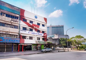 OYO 472 Comfort Hotel 1