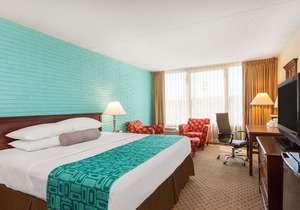 Howard Johnson by Wyndham Williamsburg