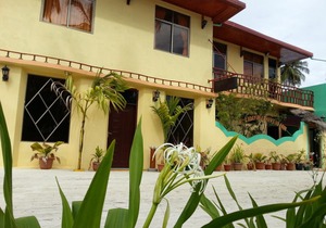 Holiday Mathiveri Inn