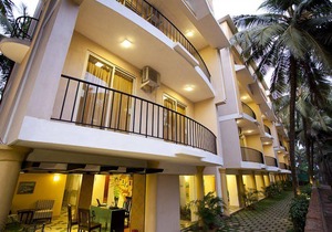 Treehouse Blue Service Apartment