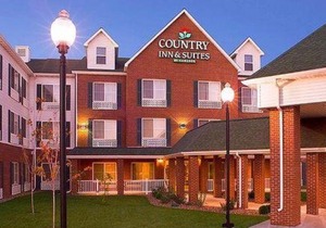 Country Inn & Suites by Radisson, Duluth North, MN