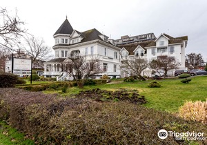 Huntingdon Manor Hotel
