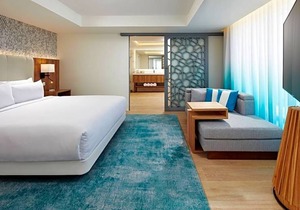 4-Star Hotel ∙ Curaçao Marriott Beach Resort