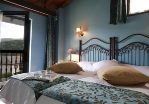 Rural apartment La Riguera de Ginio for 25 people