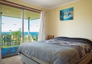 Grandview House - Ocean Views