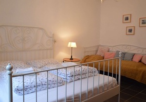 A modern holiday home for 2-5 people by the River Mosel.