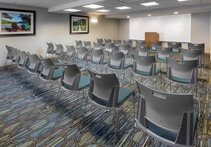 Holiday Inn Express & Suites Wheat Ridge-Denver West