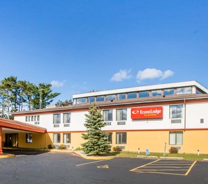 Econo Lodge Inn Suites Stevens Point 