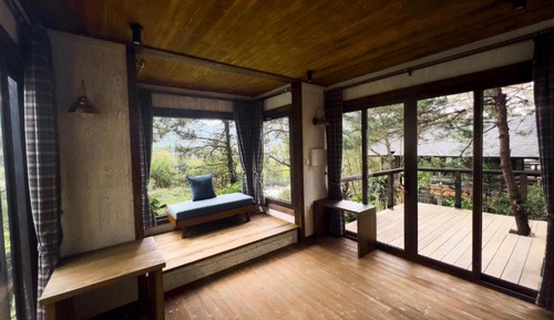 Deluxe Bungalow