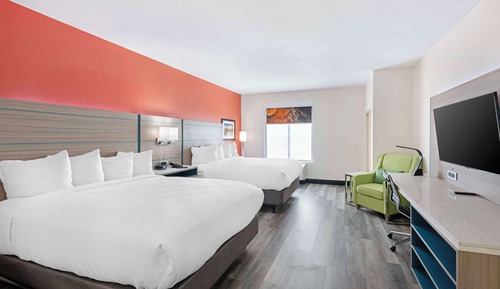 Standard Room, 2 Queen Beds, Accessible, Non Smoking (Walk-in Shower)