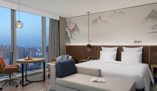Premium Room, 1 King Bed