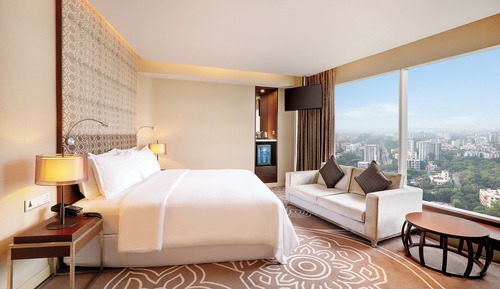 Standard Room, 1 King Bed